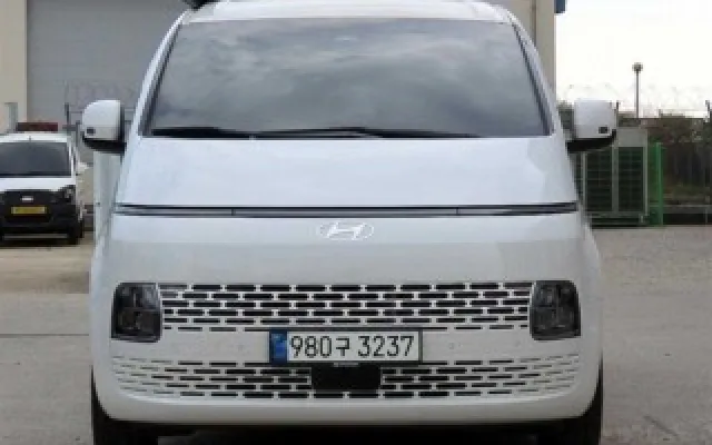 인천대형차 스타리아 캠핑카 매물 사진 2 - 2024/05 34,058km